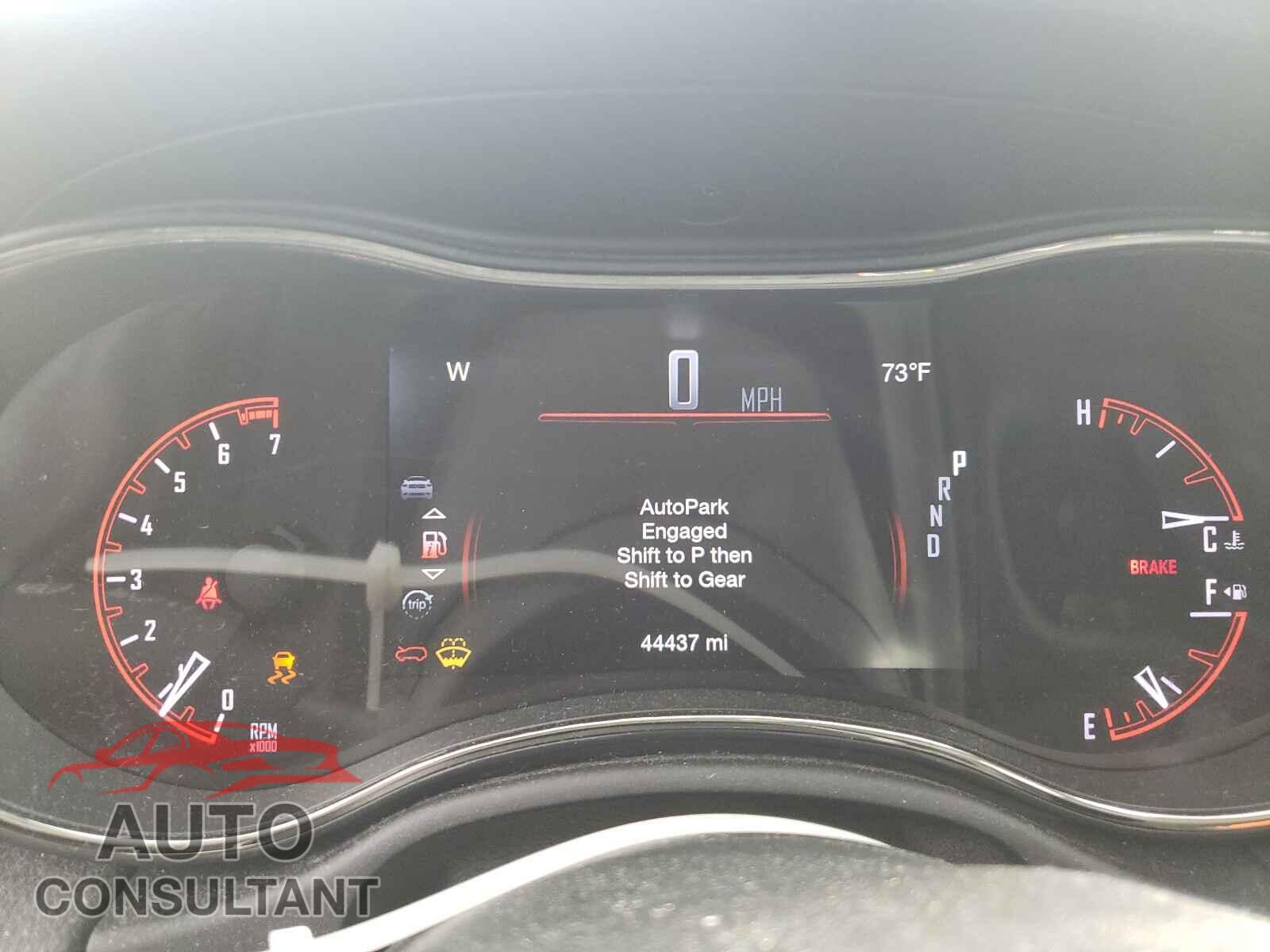 DODGE DURANGO 2018 - 1C4RDJDG3JC312337