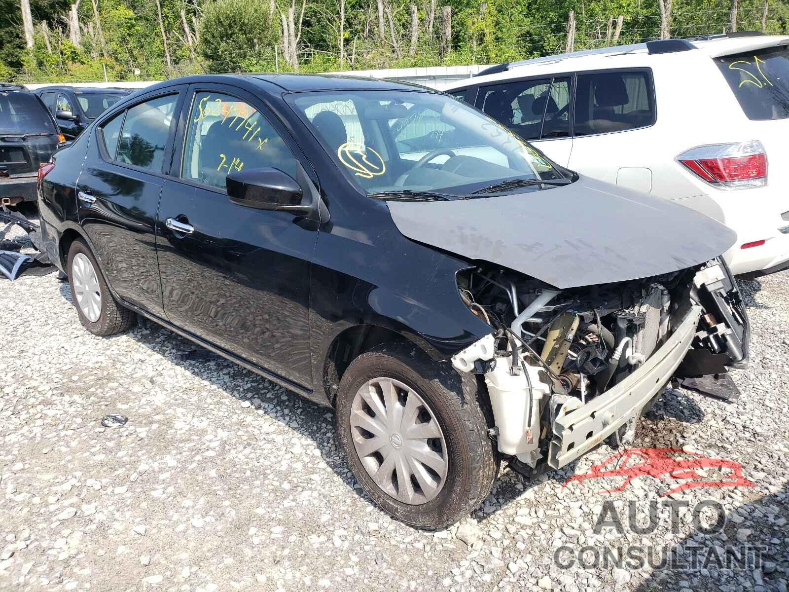 NISSAN VERSA 2019 - 3N1CN7AP5KL806976