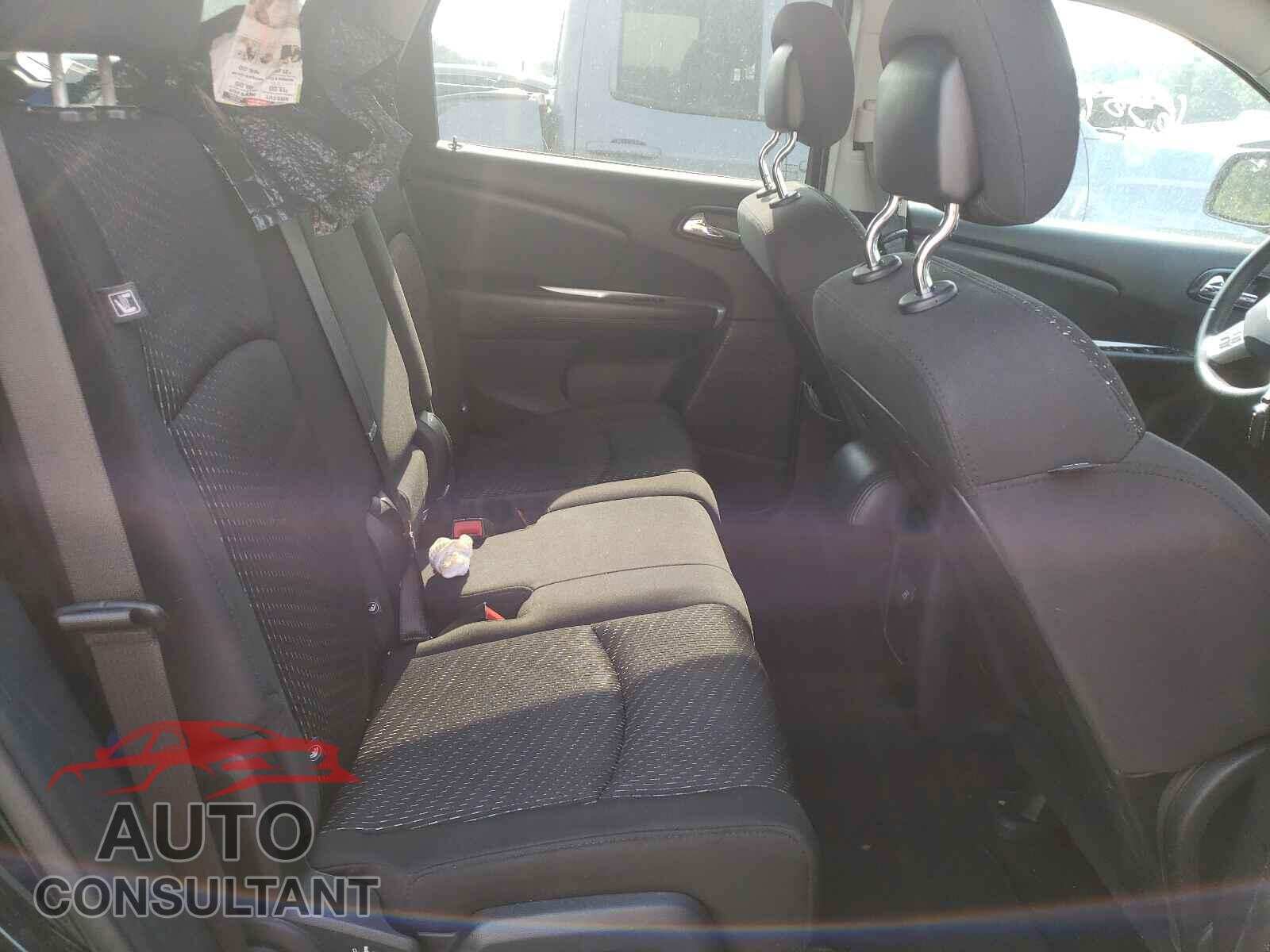 DODGE JOURNEY 2017 - 3C4PDCBG5HT564305