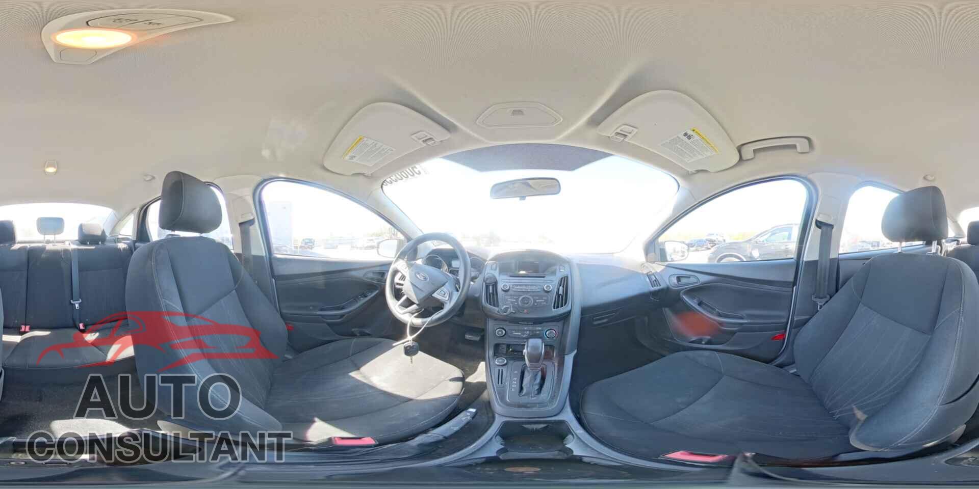 FORD FOCUS 2015 - 1FADP3E22FL286309