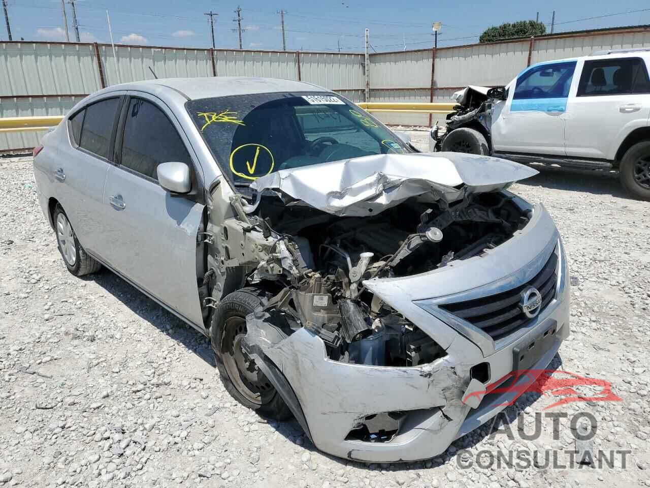 NISSAN VERSA 2016 - 3N1CN7AP5GL871639