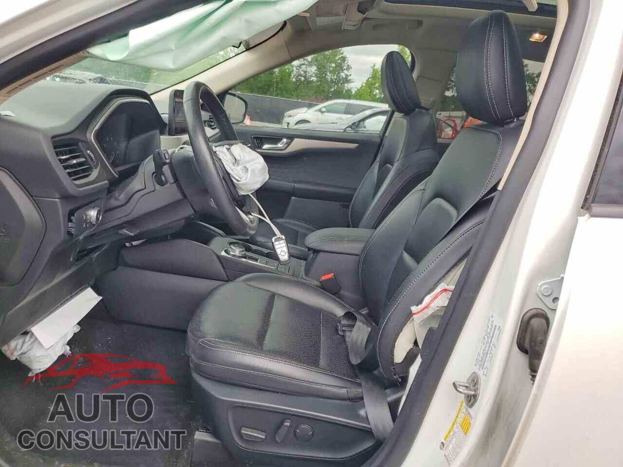 FORD ESCAPE 2020 - 1FMCU0H64LUA93317