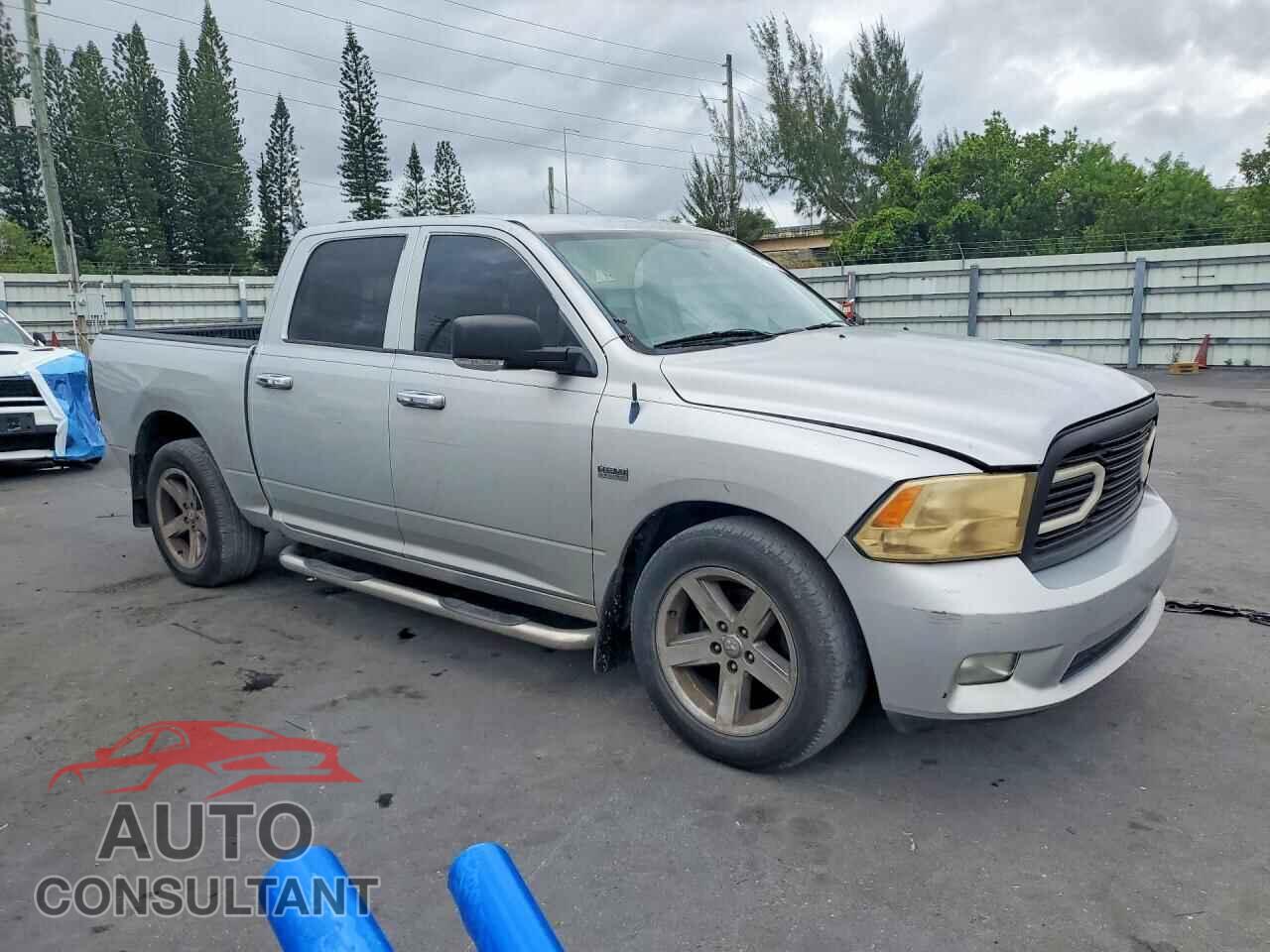 DODGE RAM 1500 2011 - 1D7RB1CT5BS596829