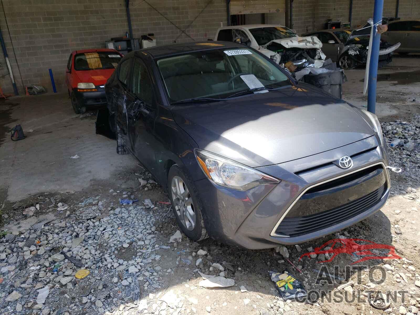 TOYOTA YARIS 2018 - 3MYDLBYV6JY316631