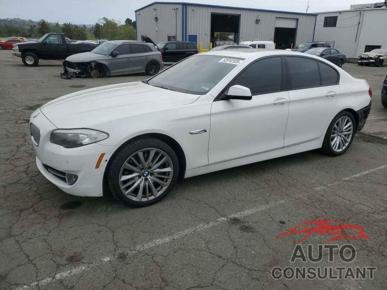 BMW 5 SERIES 2011 - WBAFR9C56BC618062