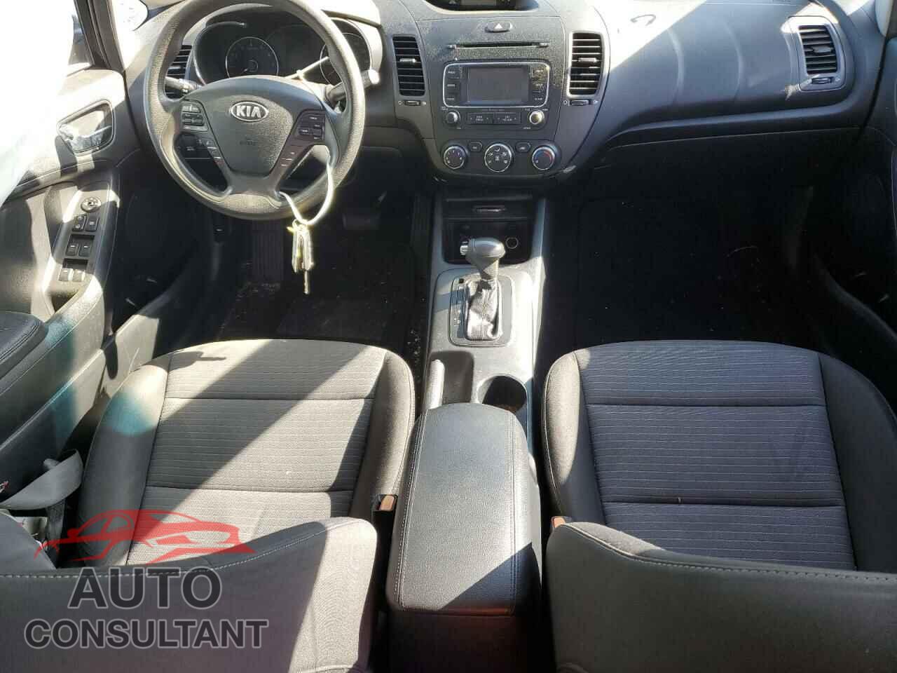 KIA FORTE 2016 - KNAFX4A67G5517256