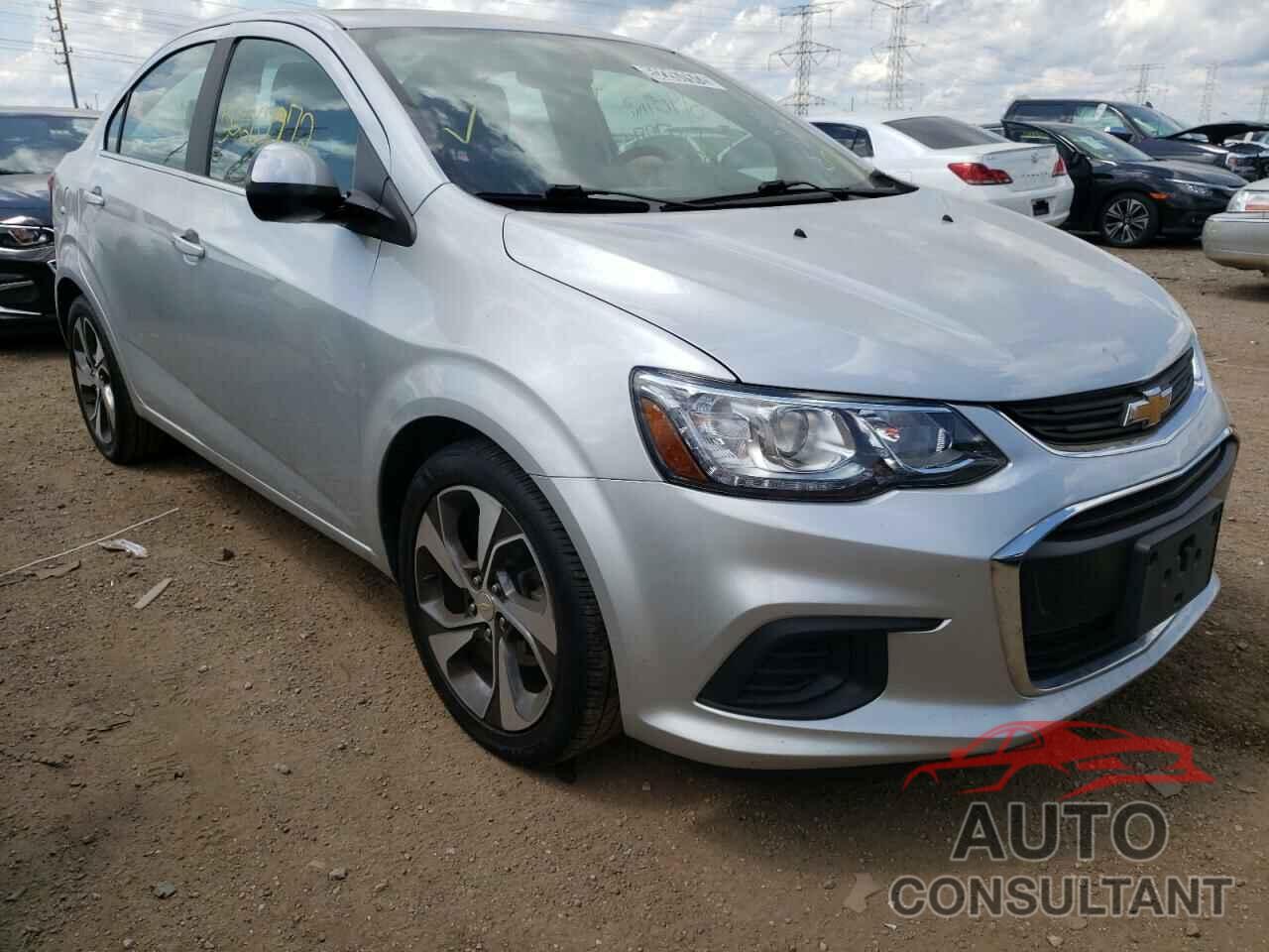 CHEVROLET SONIC 2020 - 1G1JF5SB8L4114333