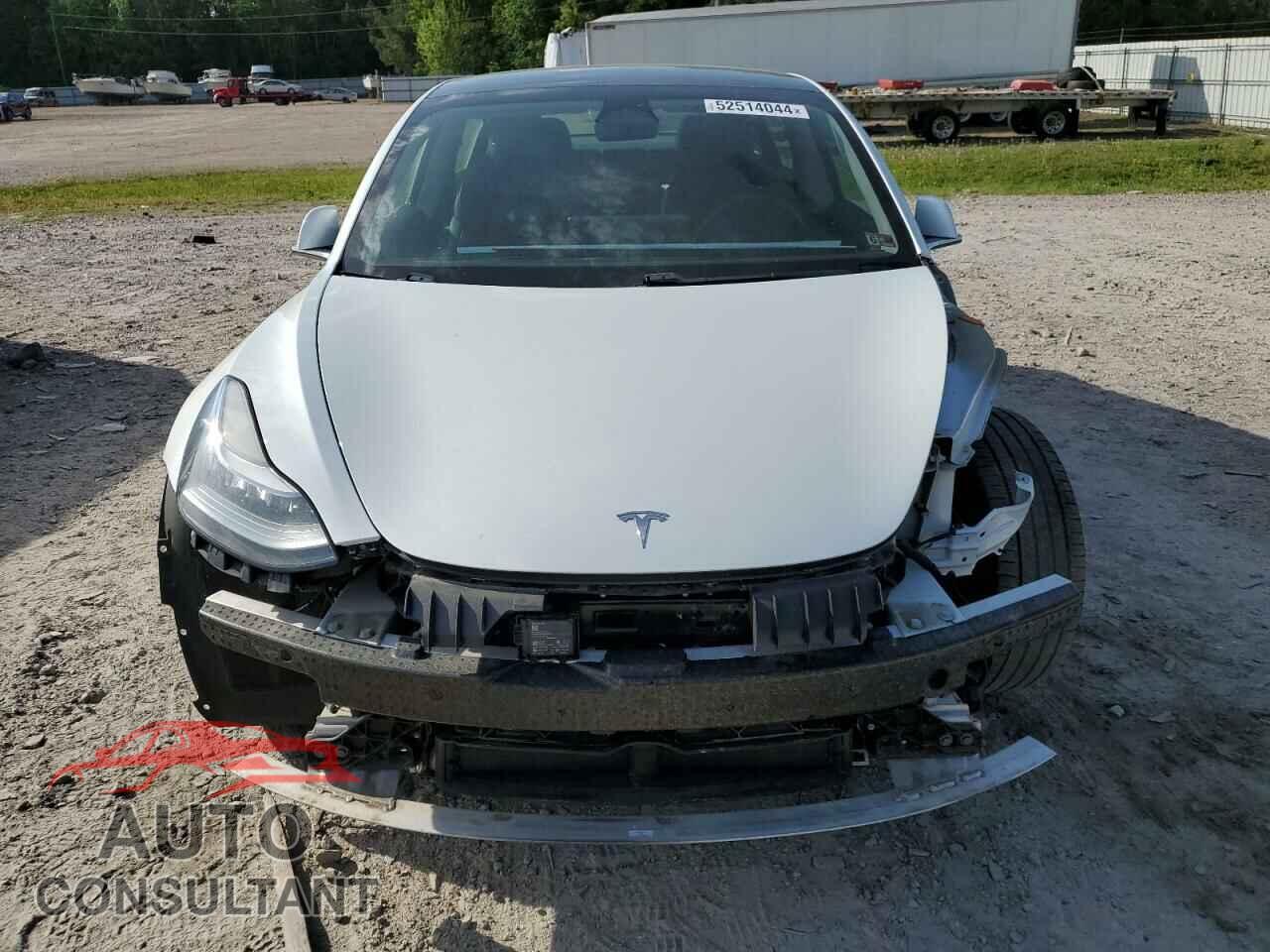 TESLA MODEL 3 2020 - 5YJ3E1EB6LF521020