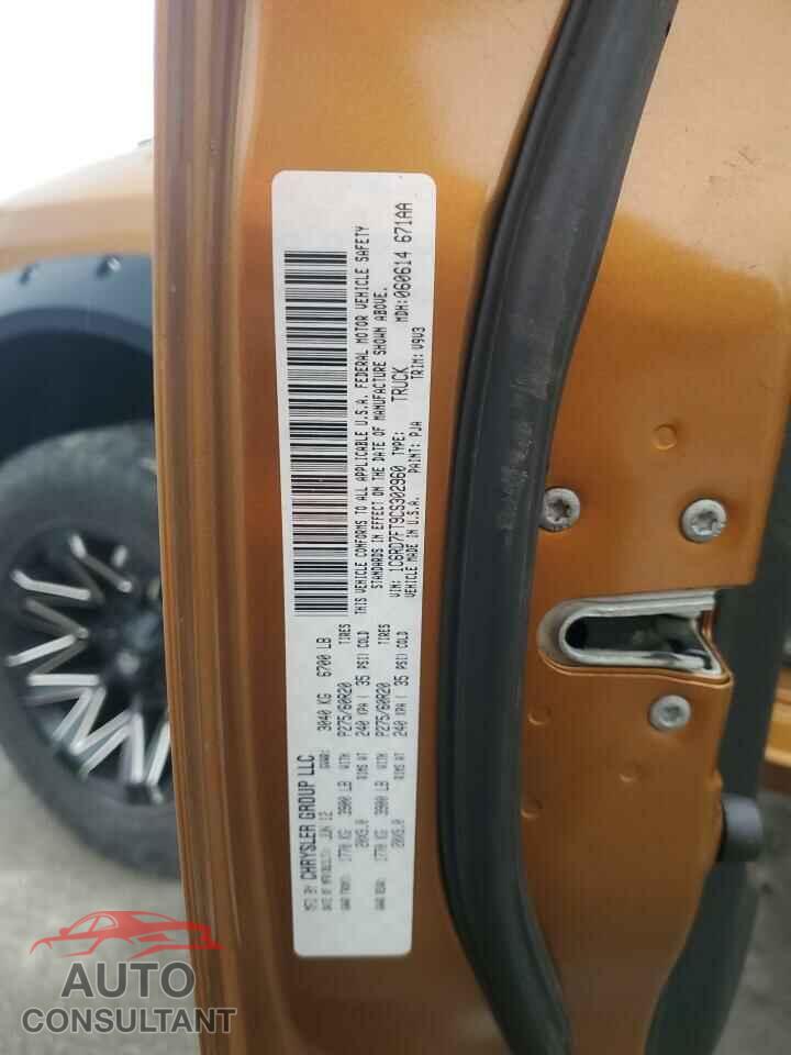 DODGE RAM 1500 2012 - 1C6RD7FT9CS302960