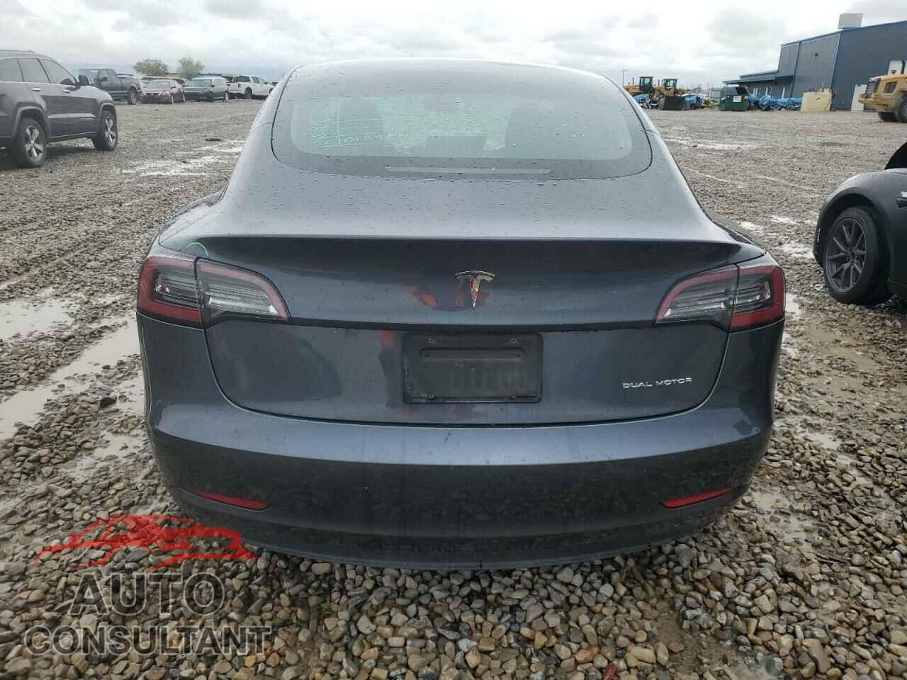 TESLA MODEL 3 2019 - 5YJ3E1EB5KF386790