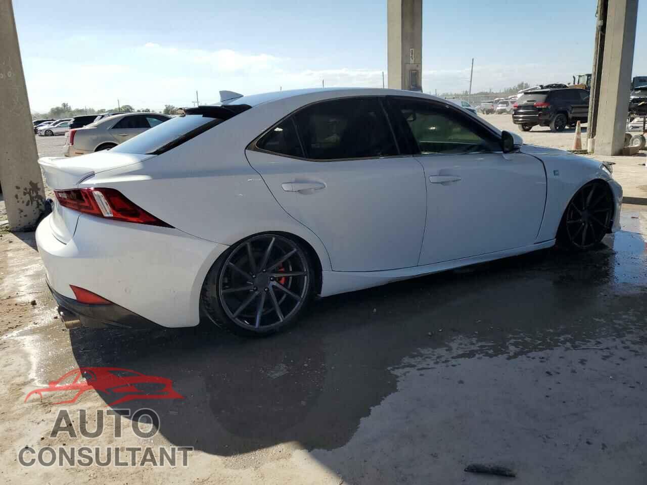 LEXUS IS 2015 - JTHBF1D21F5082260