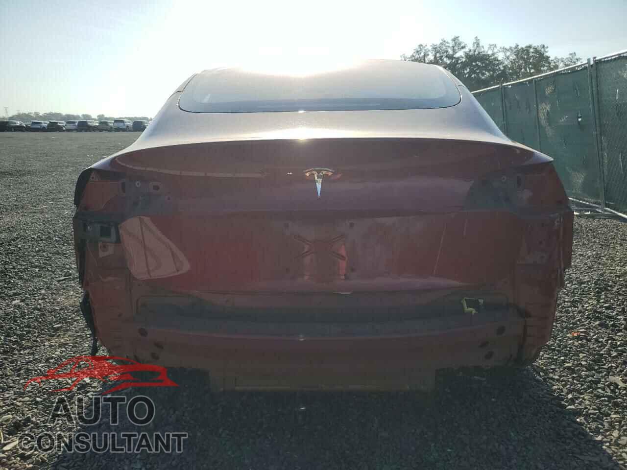 TESLA MODEL 3 2018 - 5YJ3E1EA6JF006197