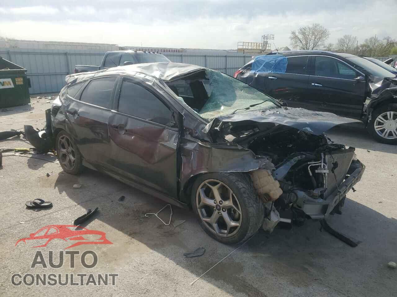 FORD FOCUS 2017 - 1FADP3L92HL257850