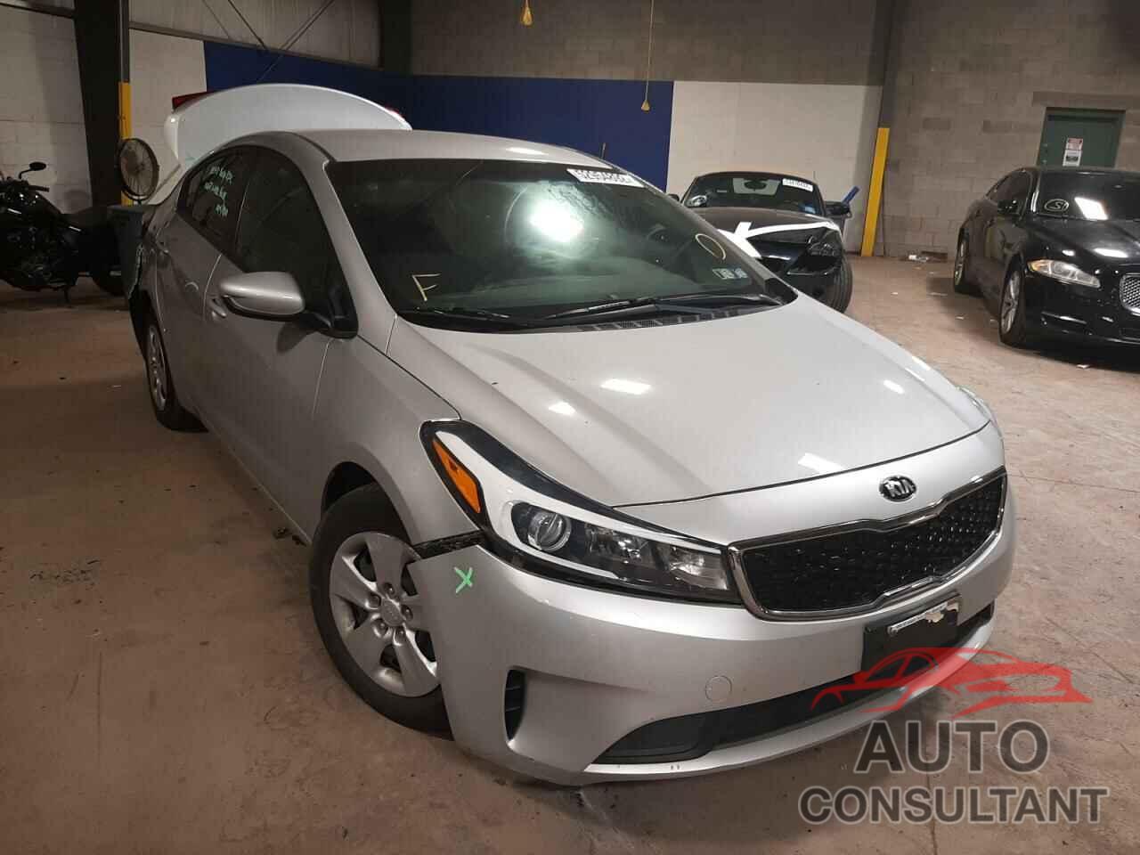 KIA FORTE 2018 - 3KPFL4A76JE247584