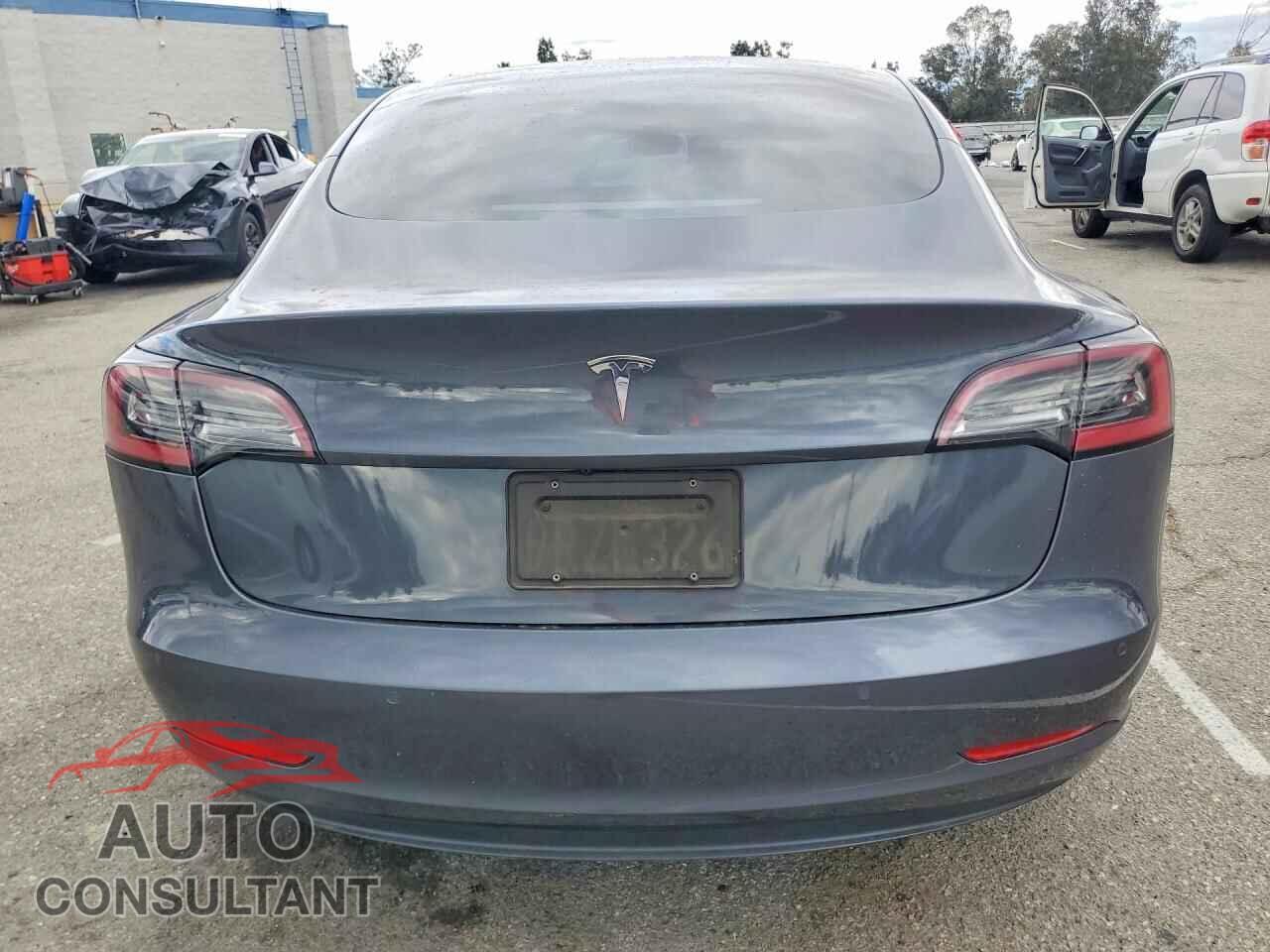 TESLA MODEL 3 2022 - 5YJ3E1EAXNF297616