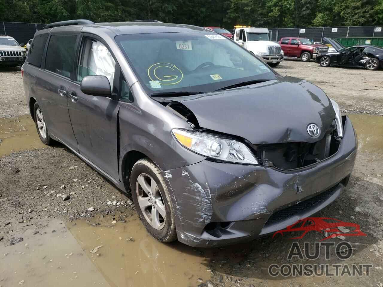 TOYOTA SIENNA 2017 - 5TDKZ3DC7HS833484