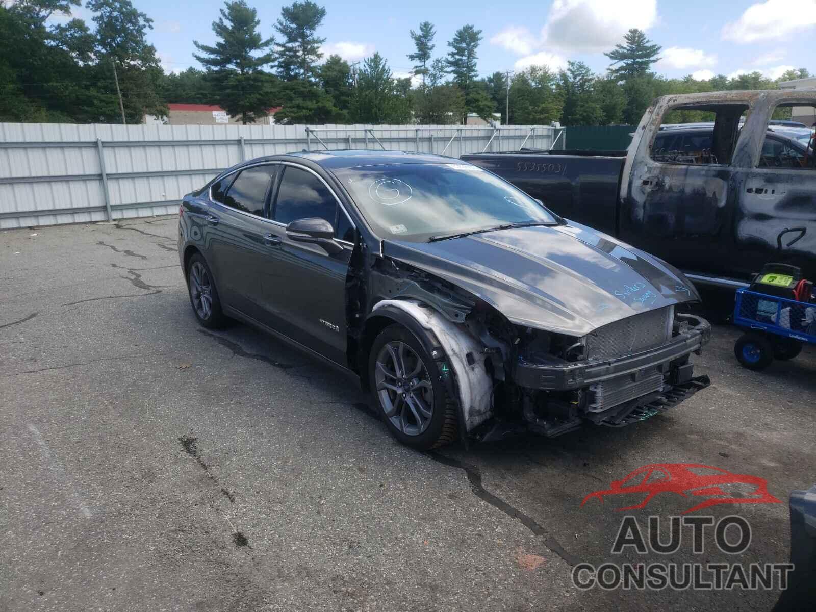 FORD FUSION 2019 - 3FA6P0RUXKR139735