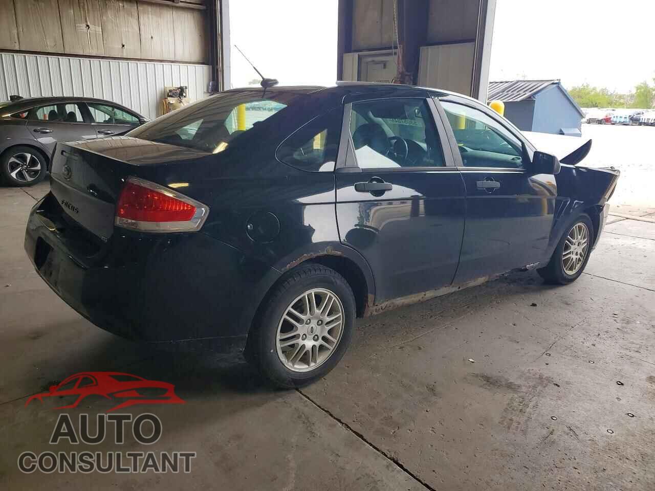 FORD FOCUS 2011 - 1FAHP3FN2BW117426