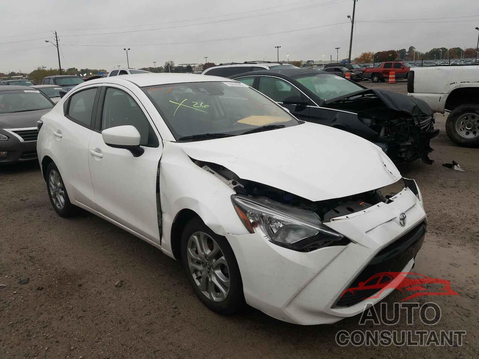 TOYOTA YARIS 2017 - 3MYDLBYV6HY193150