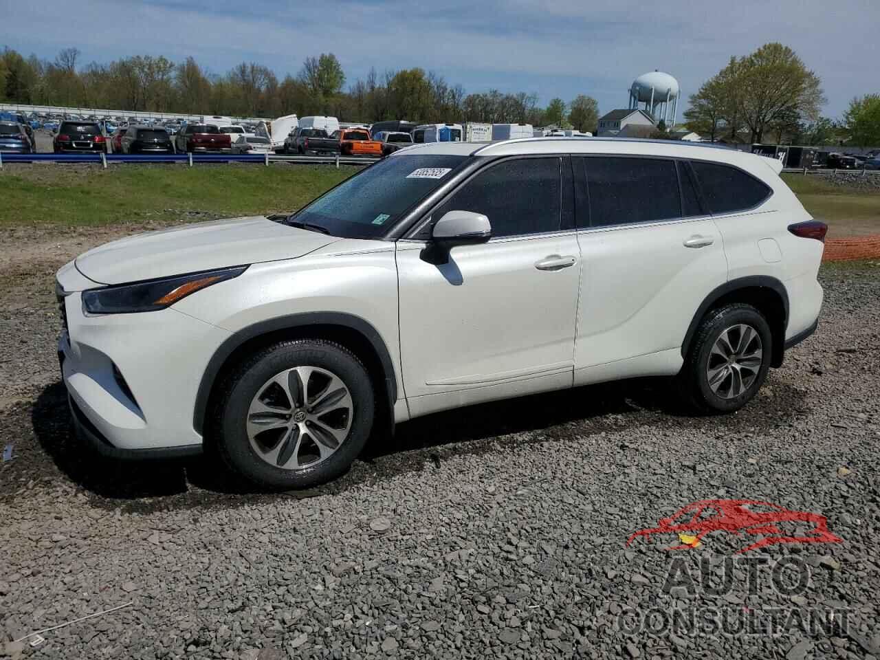 TOYOTA HIGHLANDER 2021 - 5TDGZRBH4MS526713