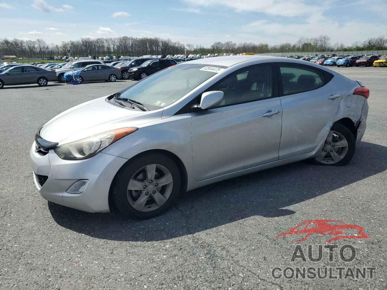 HYUNDAI ELANTRA 2013 - KMHDH4AE3DU983780