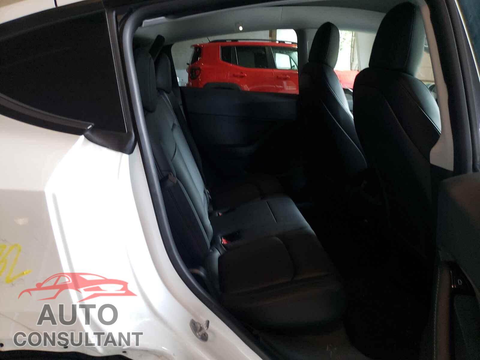 TESLA MODEL Y 2020 - 5YJYGDEE2LF035011
