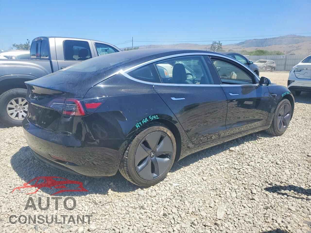 TESLA MODEL 3 2018 - 5YJ3E1EA3JF034524