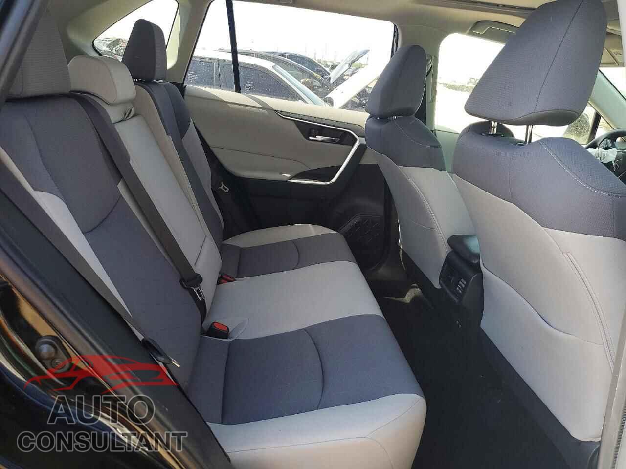 TOYOTA RAV4 2019 - JTMP1RFV5KD038340