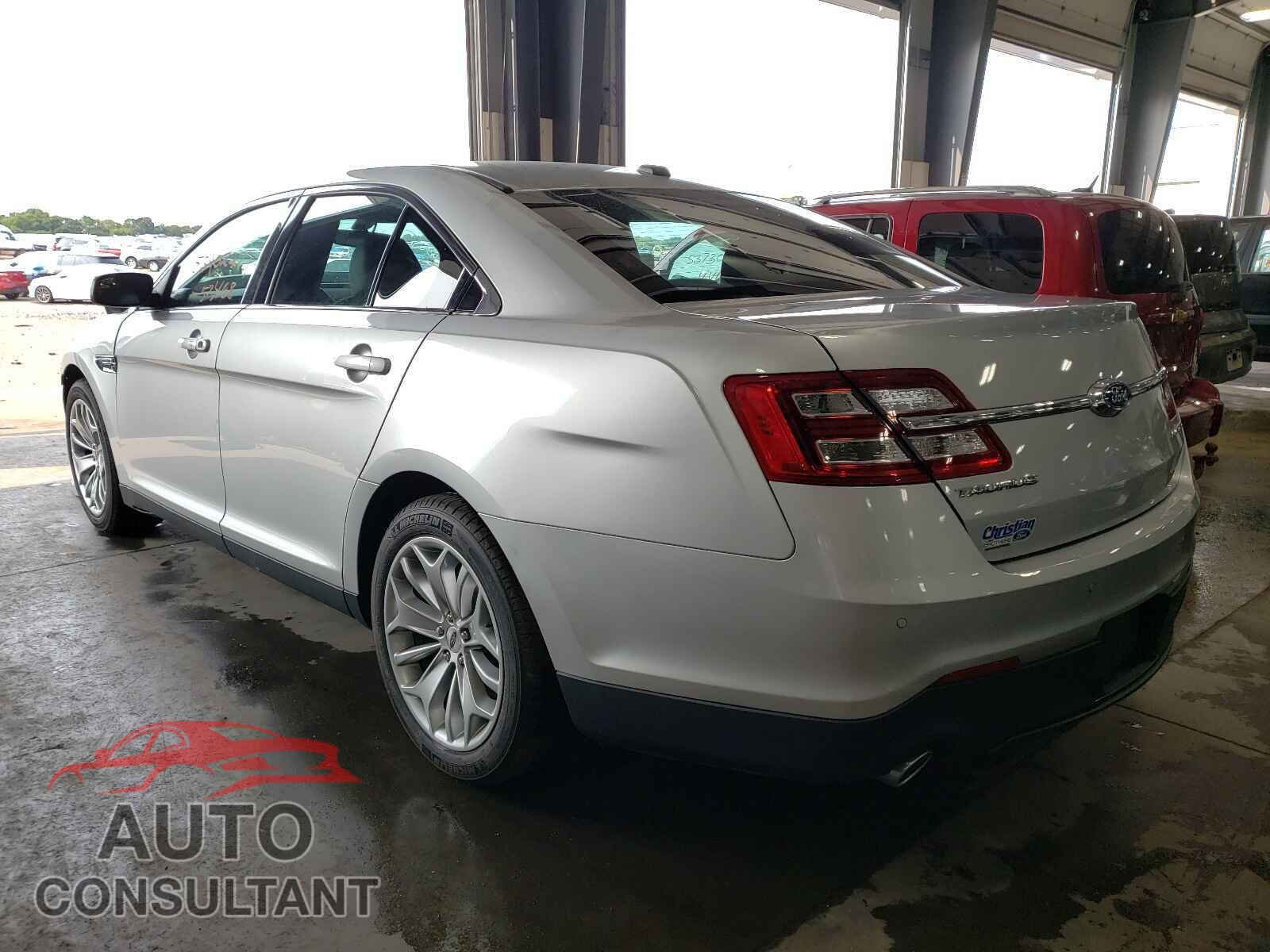 FORD TAURUS 2016 - 1FAHP2F82GG114371