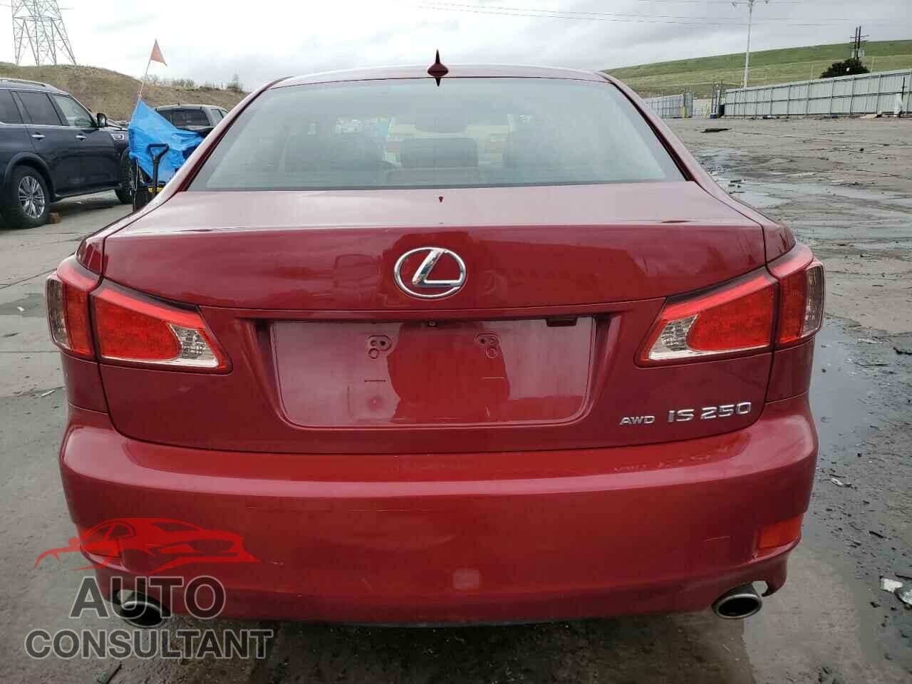 LEXUS IS 2012 - JTHCF5C21C5057870