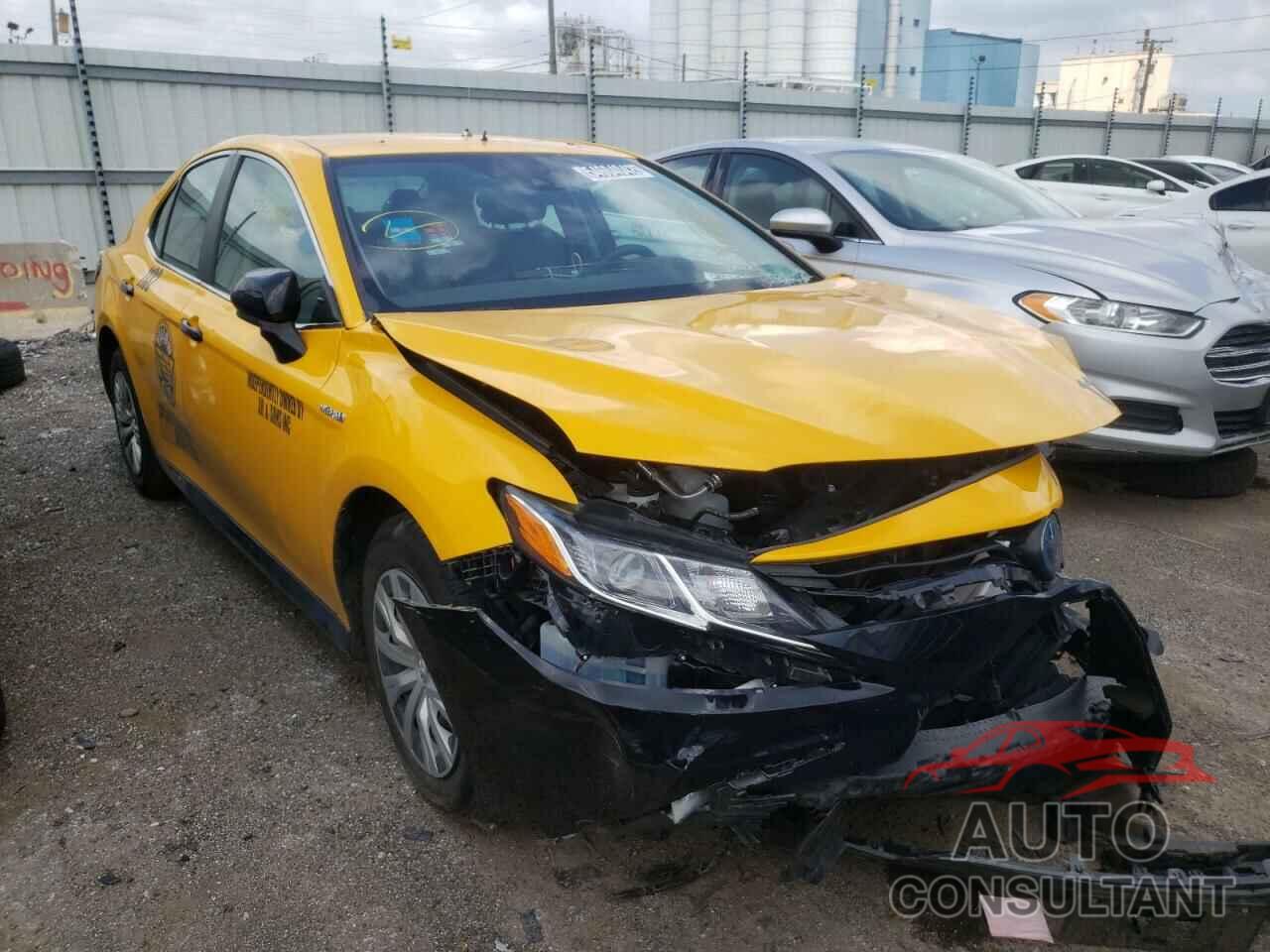 TOYOTA CAMRY 2021 - 4T1C31AK4MU547390