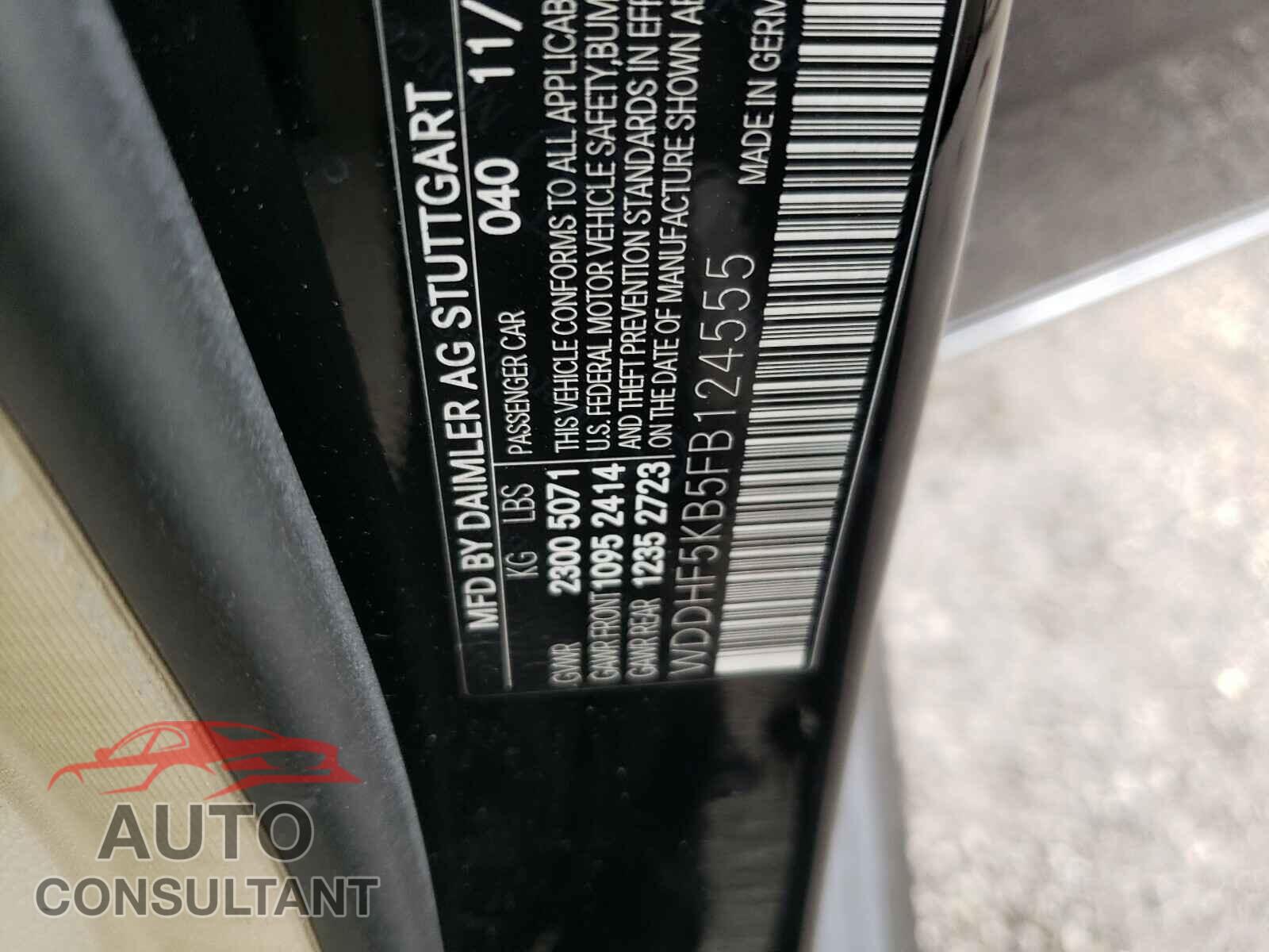 MERCEDES-BENZ E CLASS 2015 - WDDHF5KB5FB124555