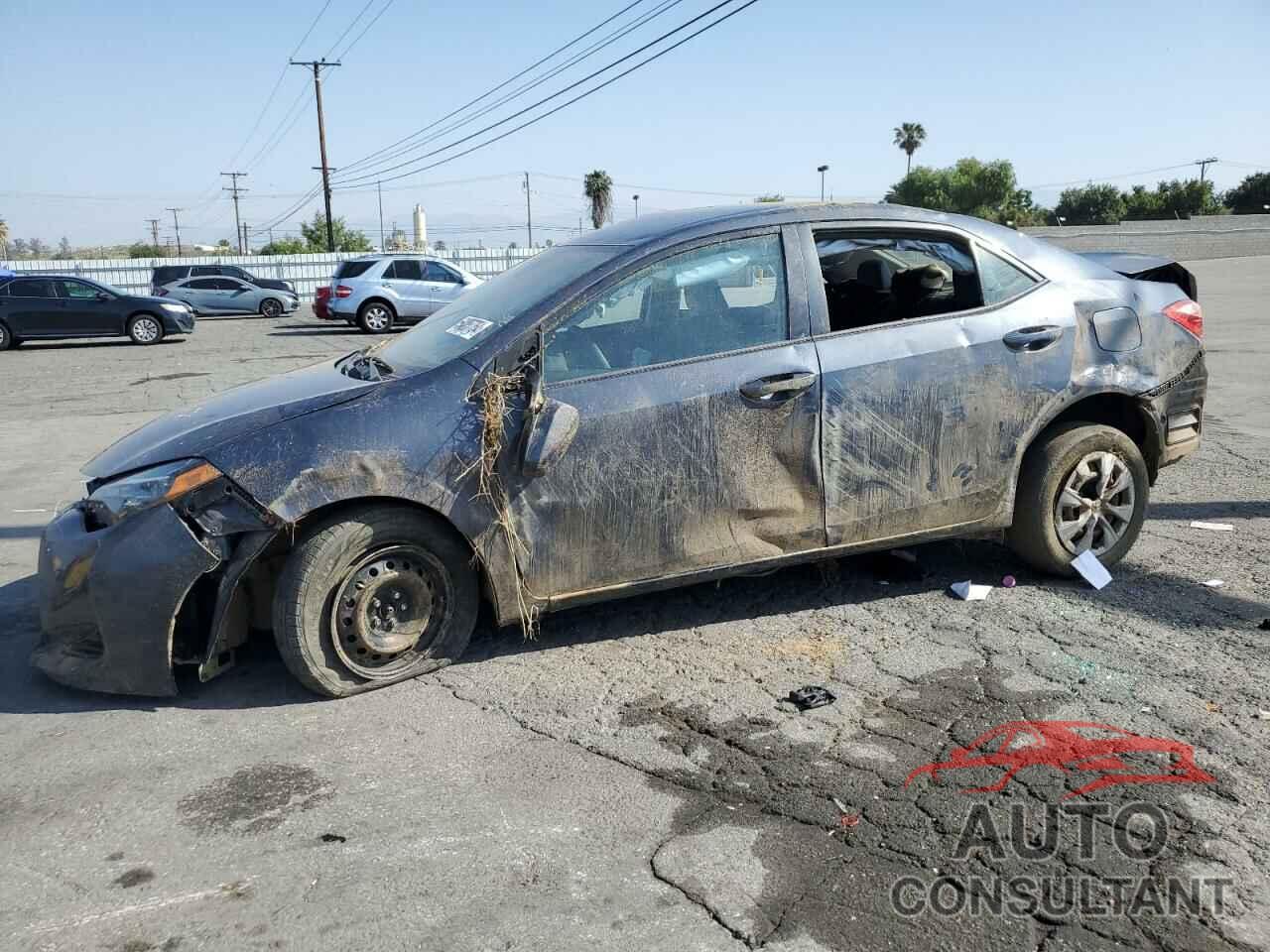 TOYOTA COROLLA 2018 - 5YFBURHE4JP753538