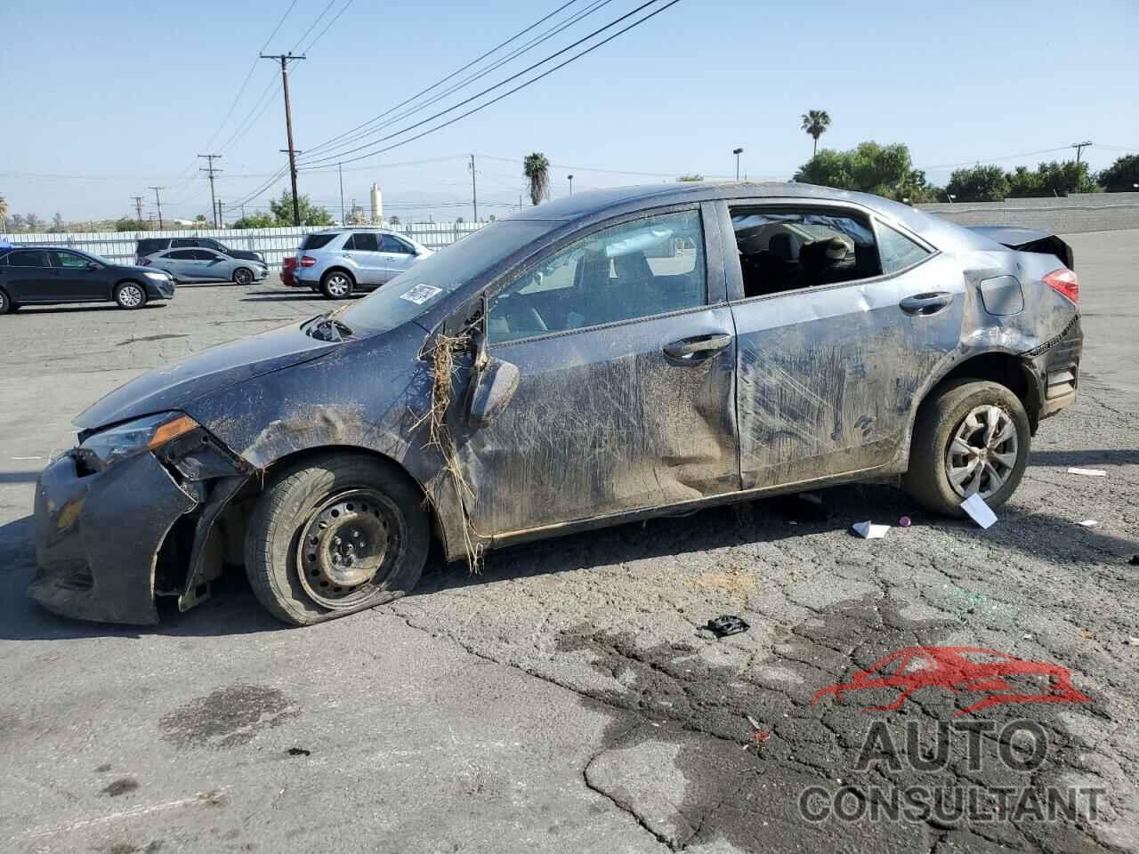 TOYOTA COROLLA 2018 - 5YFBURHE4JP753538