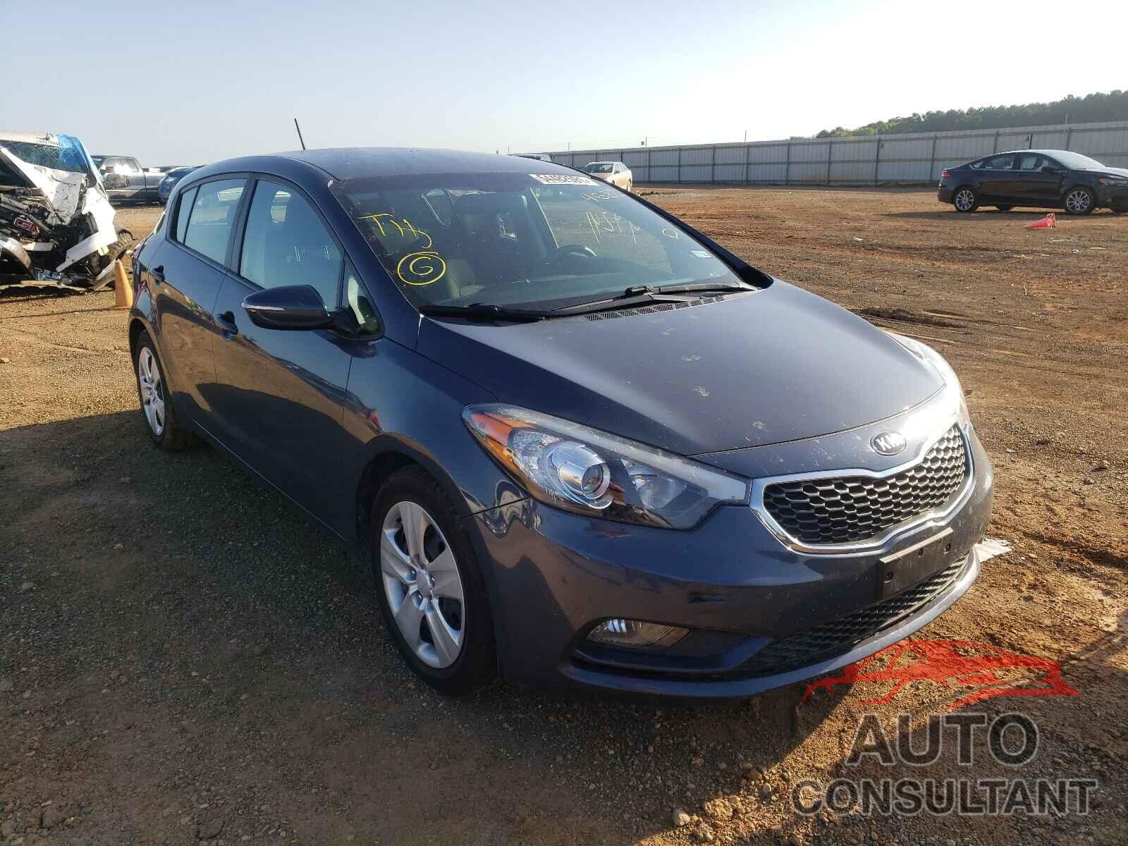 KIA FORTE 2016 - KNAFK5A8XG5584682