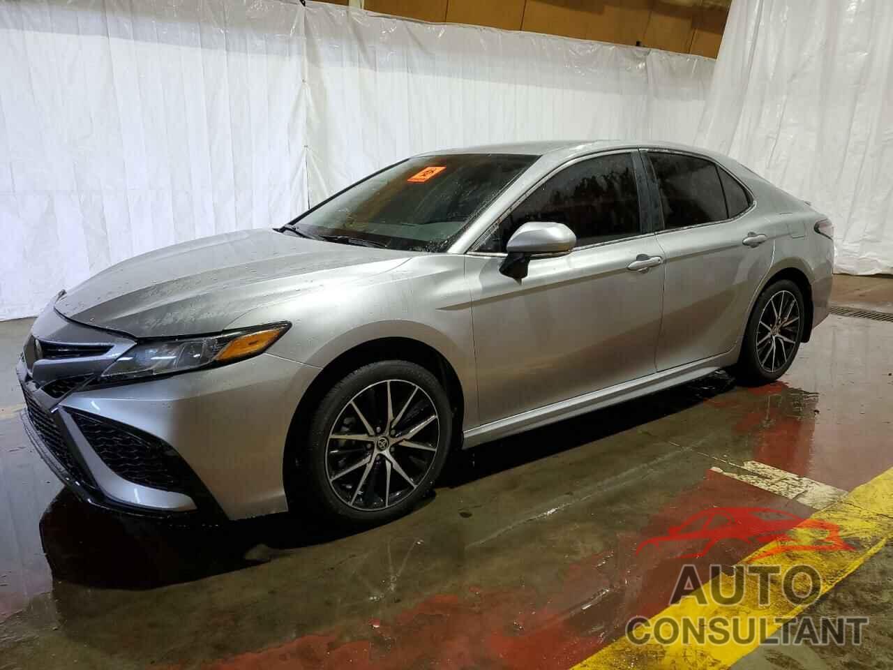 TOYOTA CAMRY 2024 - 4T1G11BK2RU112204