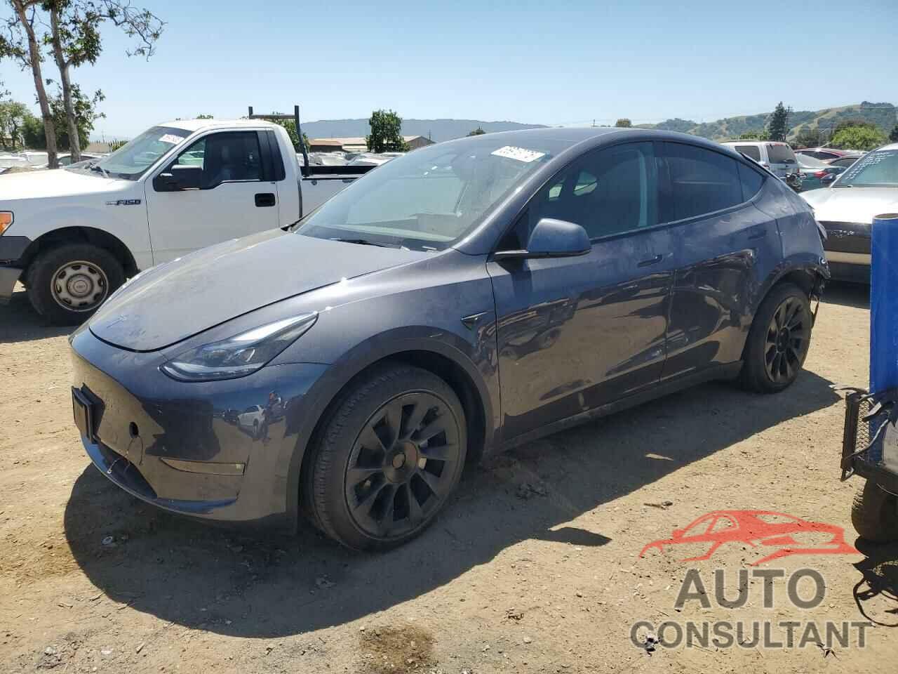 TESLA MODEL Y 2023 - 7SAYGDEE0PF910806