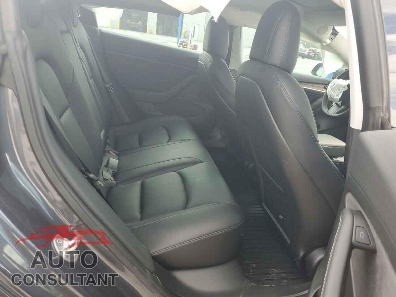 TESLA MODEL 3 2021 - 5YJ3E1EA2MF090667