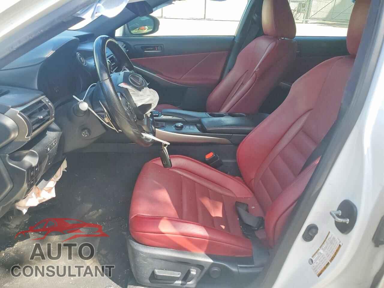 LEXUS IS 2020 - JTHG81F27L5042774