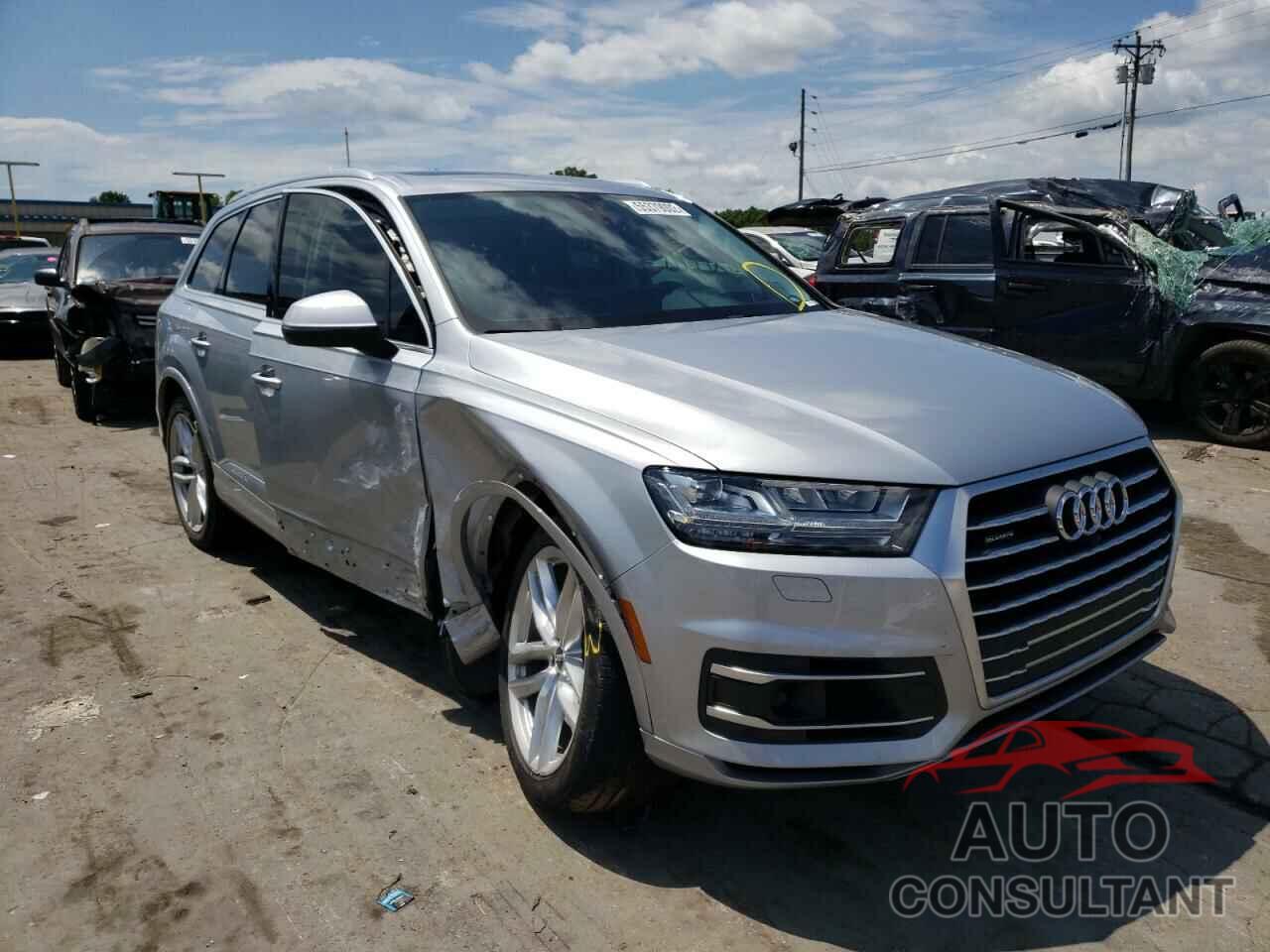 AUDI Q7 2018 - WA1VAAF73JD026500