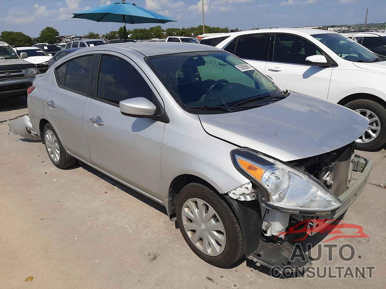 NISSAN VERSA 2019 - 3N1CN7AP9KL809685