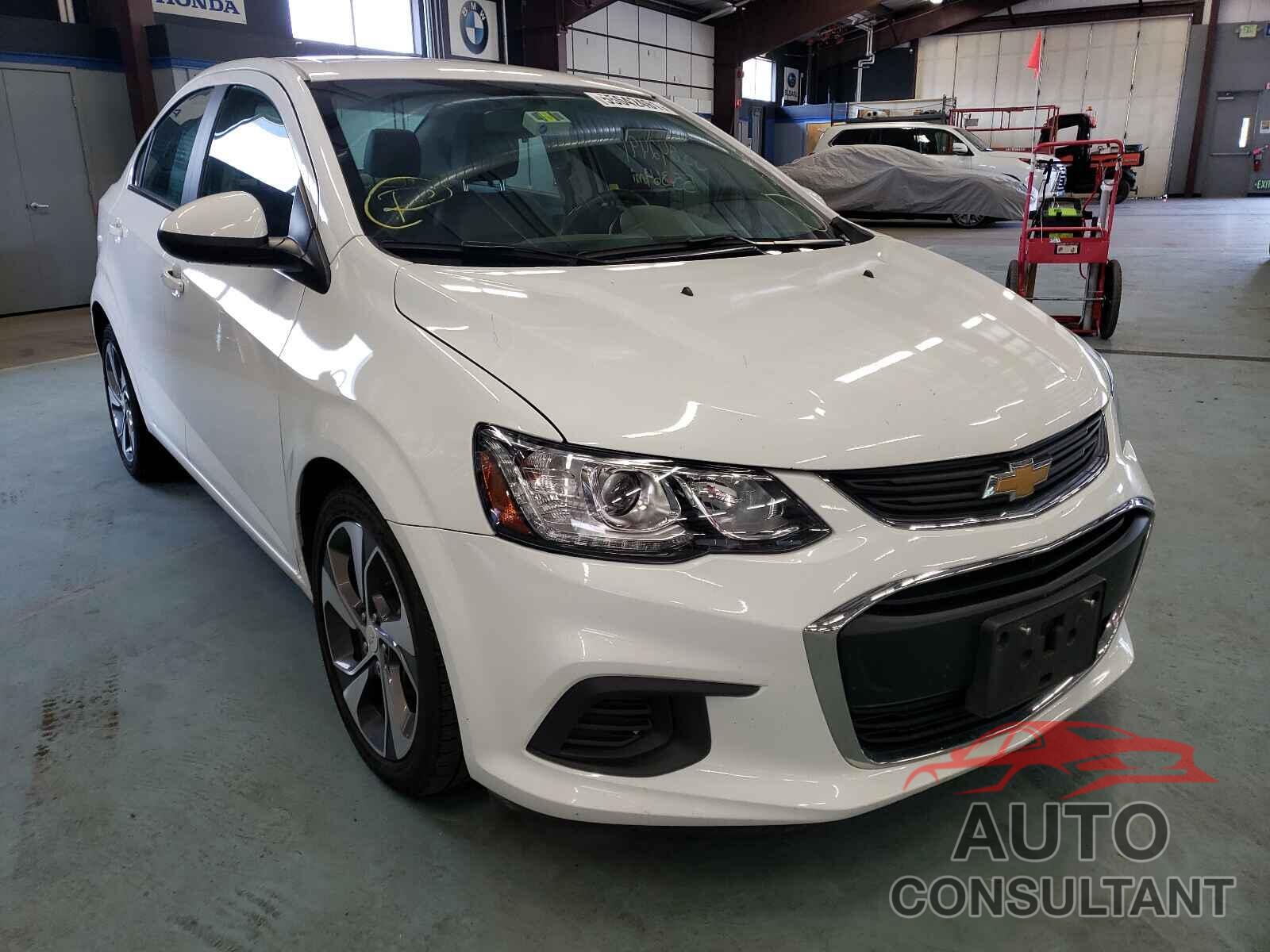 CHEVROLET SONIC 2019 - 1G1JF5SB5K4123635