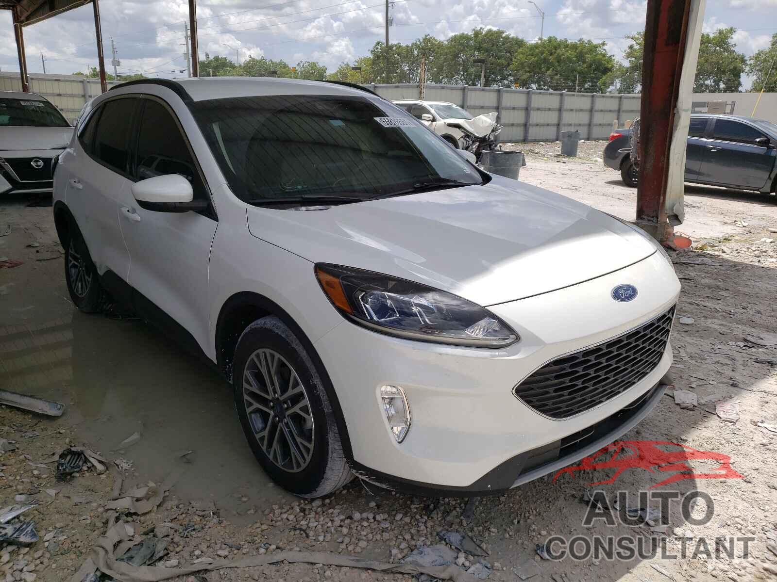FORD ESCAPE 2020 - 1FMCU0H64LUA69180