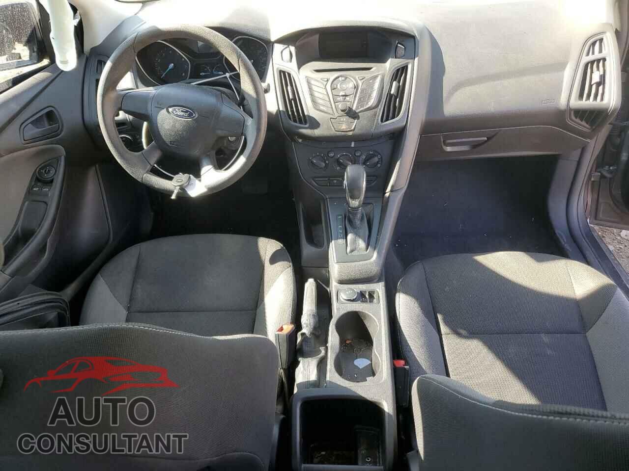 FORD FOCUS 2014 - 1FADP3E27EL241798