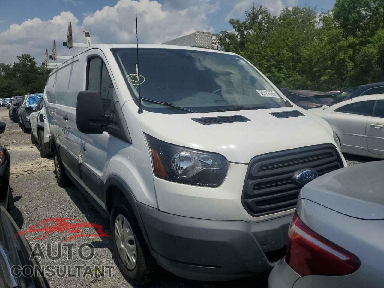 FORD TRANSIT 2018 - 1FTYR1ZM0JKA09453