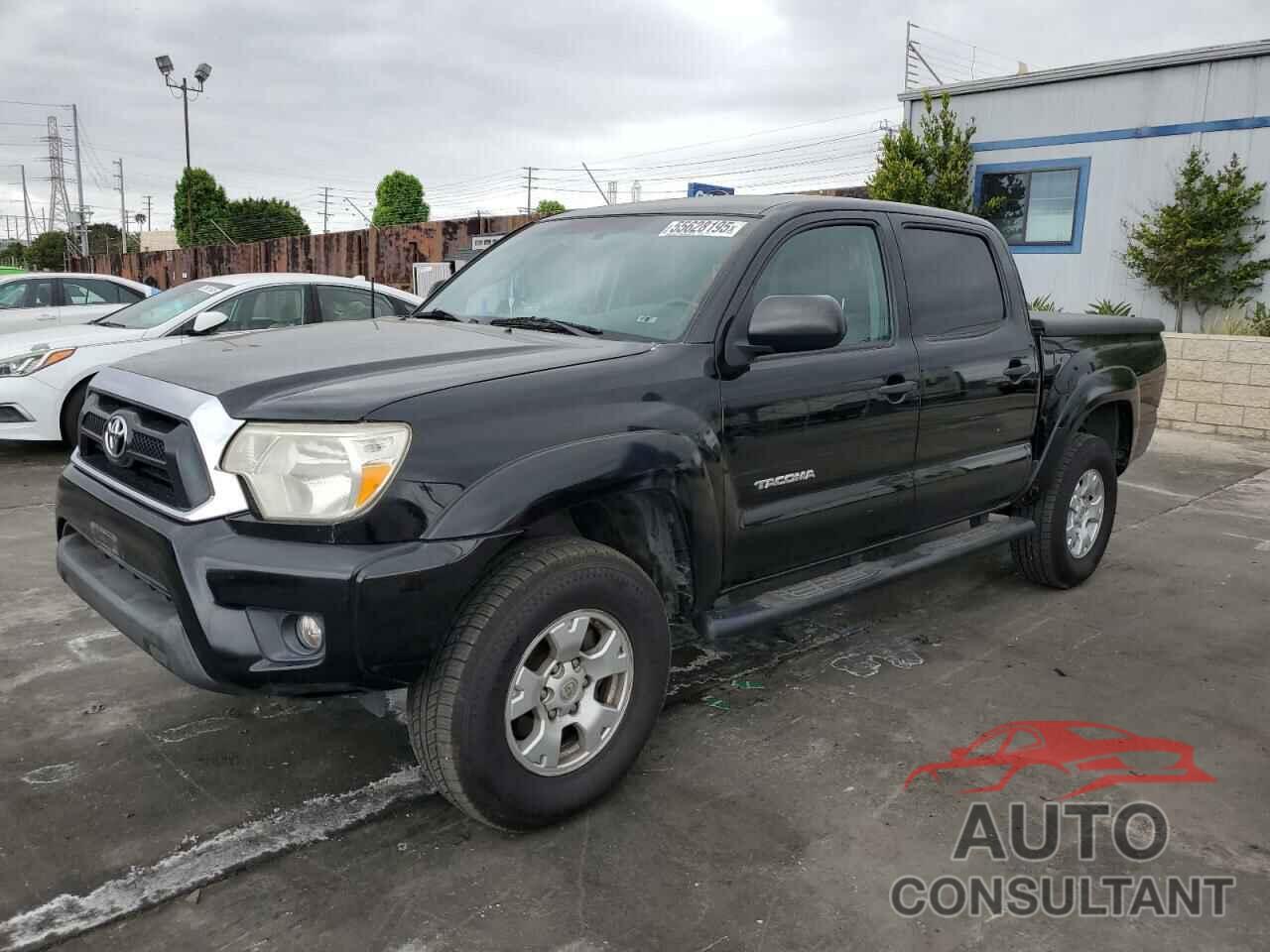 TOYOTA TACOMA 2015 - 5TFJU4GN8FX067821