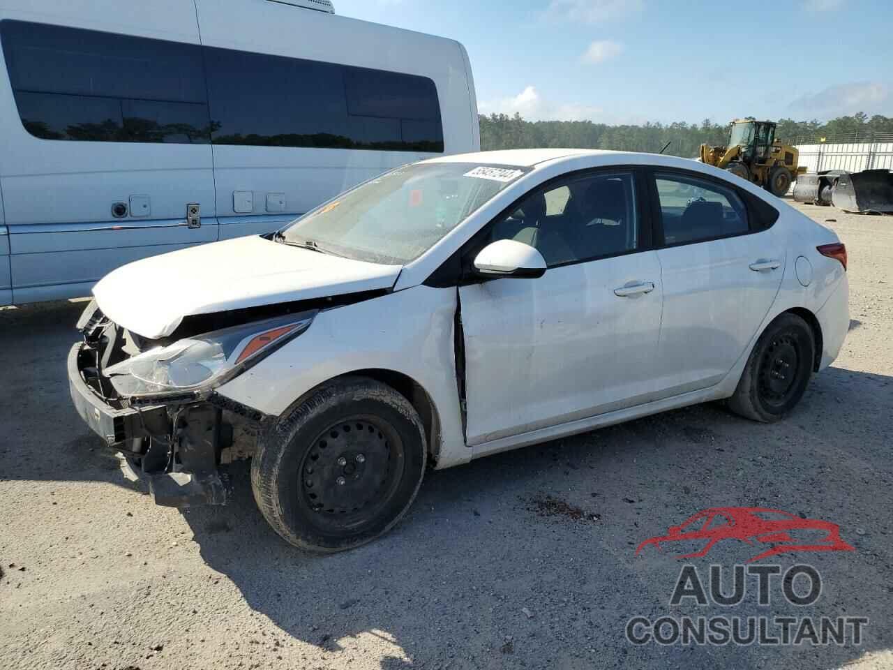 HYUNDAI ACCENT 2018 - 3KPC24A30JE008907