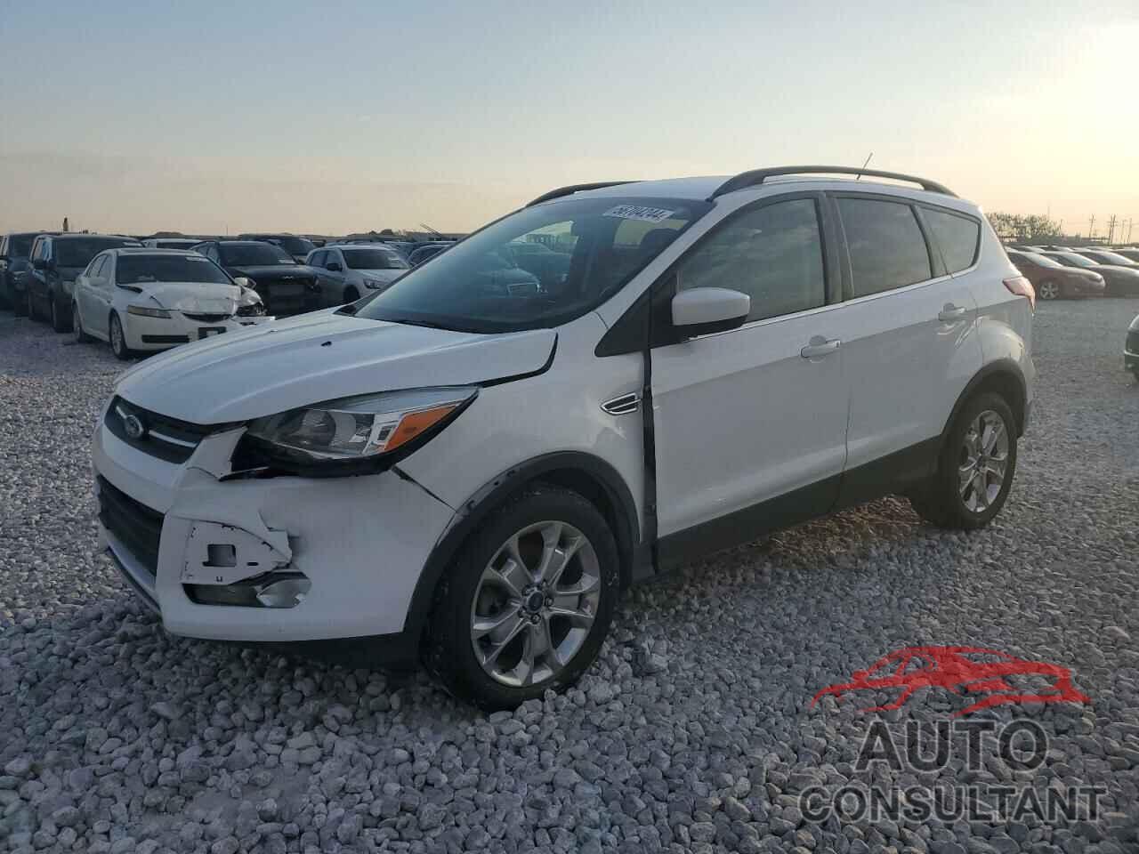FORD ESCAPE 2015 - 1FMCU9G91FUA62563