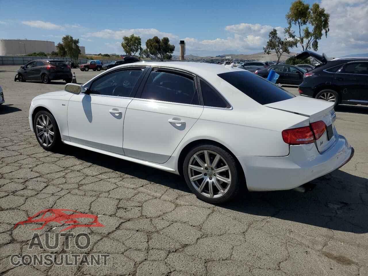 AUDI A4 2012 - WAUEFAFL9CN003687