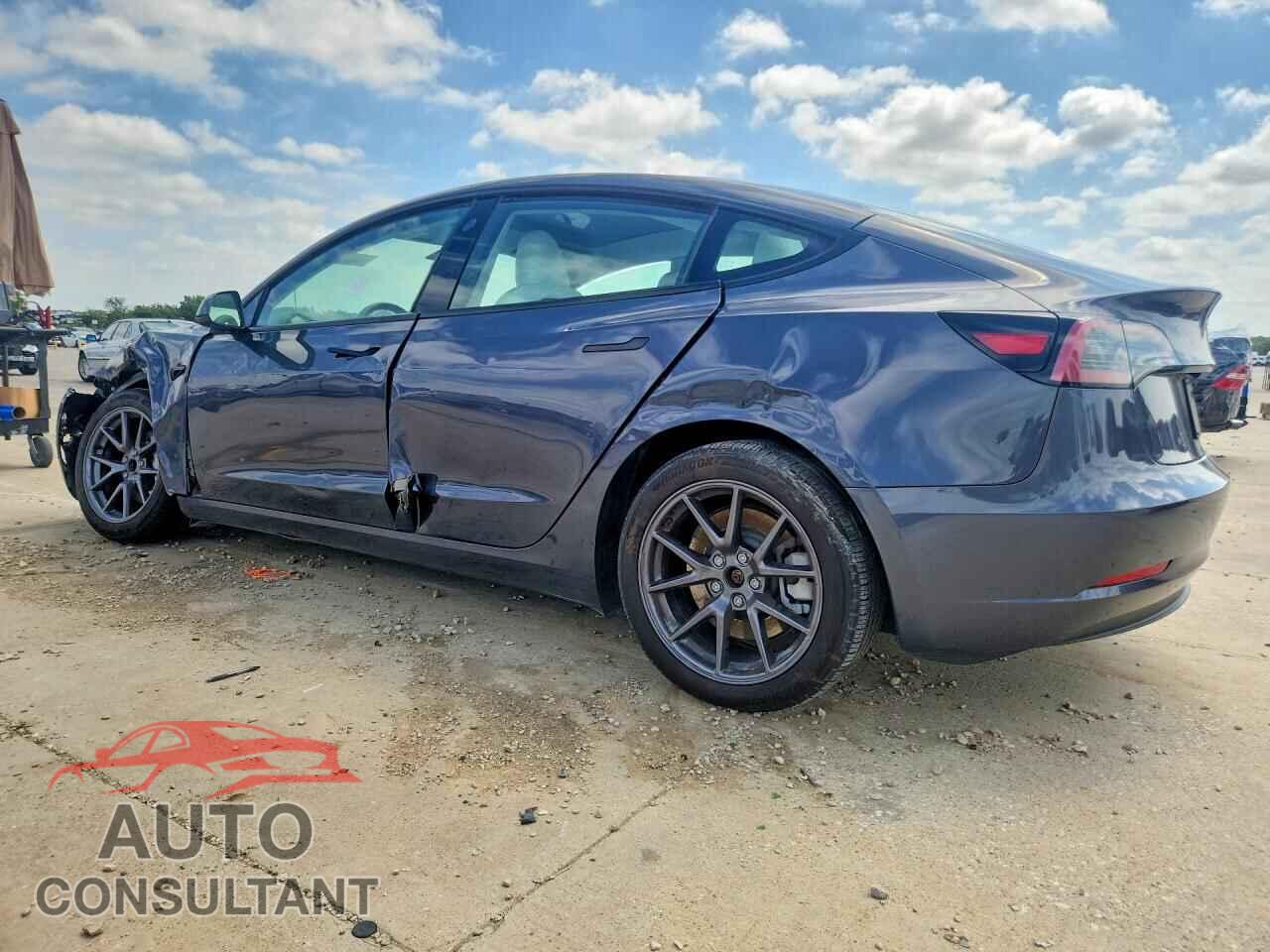 TESLA MODEL 3 2023 - 5YJ3E1EA3PF642519